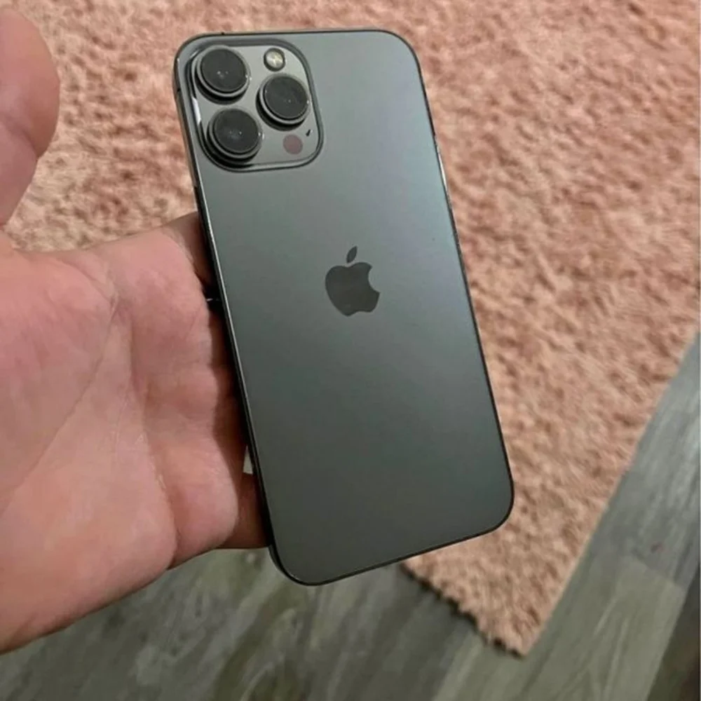 Apple Smartphone with Triple Lens - Dark Gray